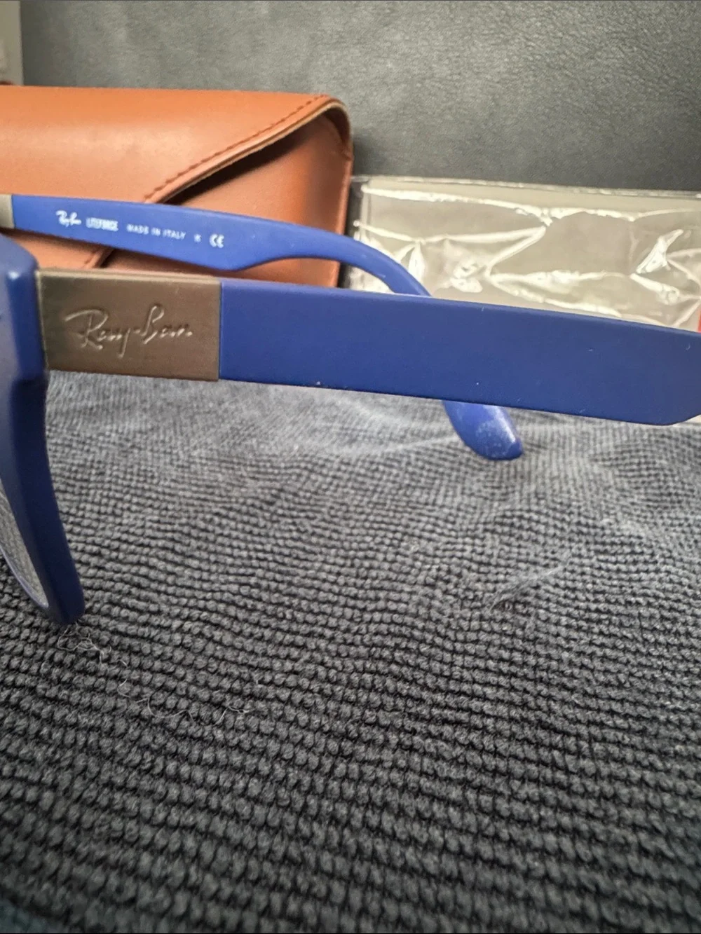 Ray-Ban Matte Blue Wayfarer Eyeglasses with Silver Plaque
